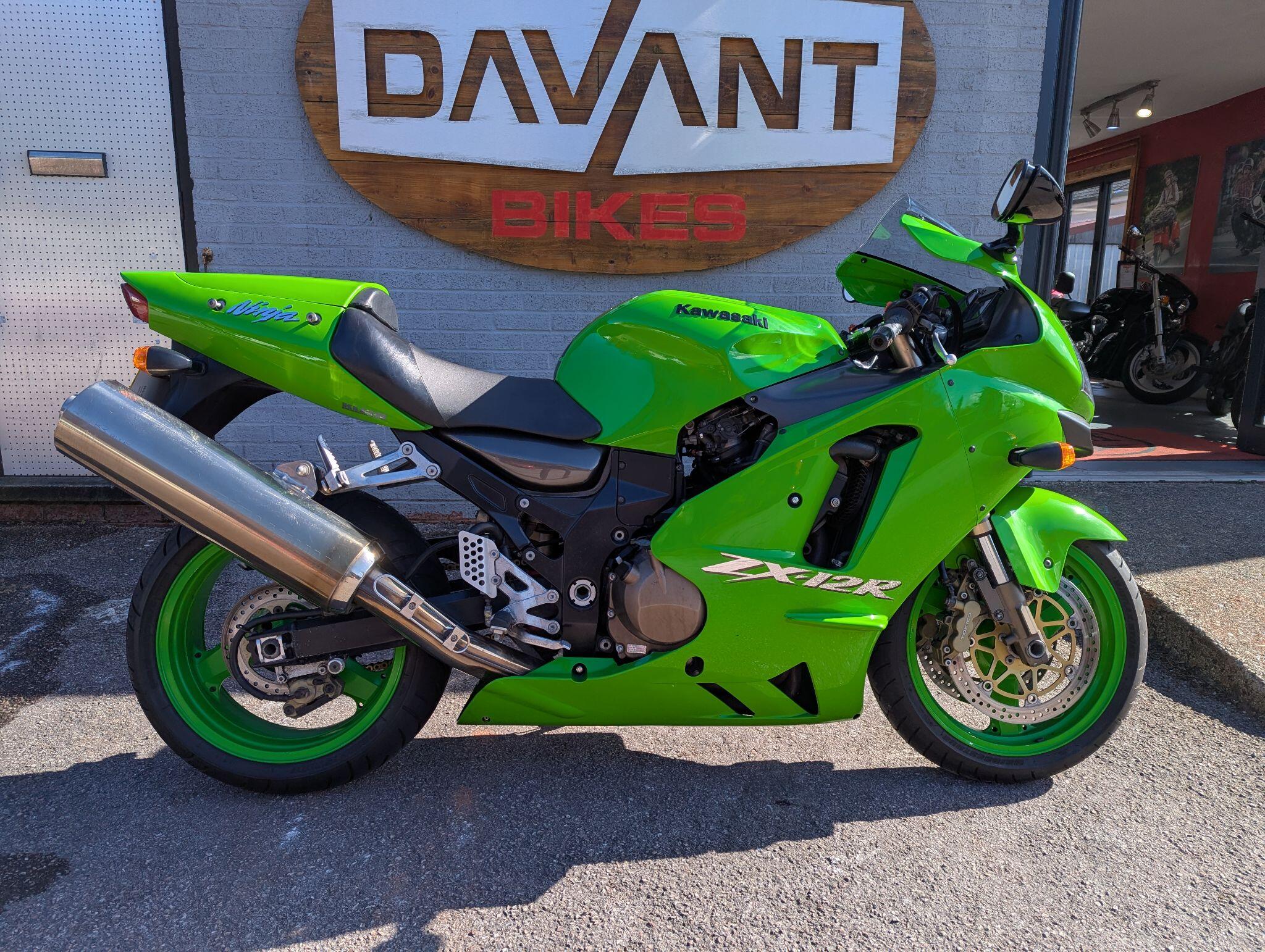 Kawasaki ZX-12R bikes for sale | AutoTrader Bikes